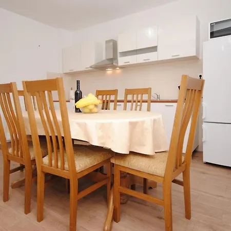Spacious Antea Apartment