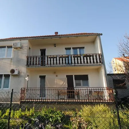Spacious Antea Apartment *