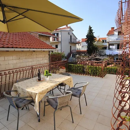 Апартаменты Spacious Antea