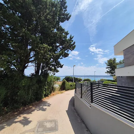 Spacious Antea * Kaštela