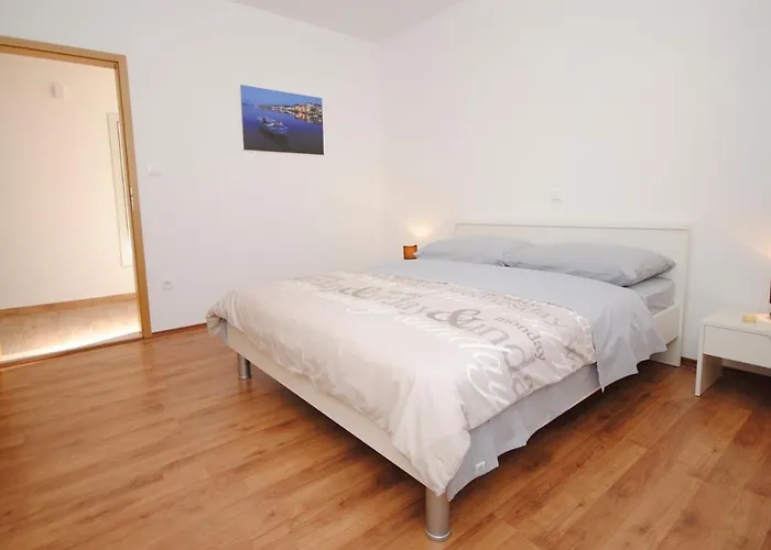 Апартаменты Spacious Antea *