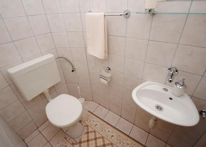 Spacious Antea Апартаменты Каштела